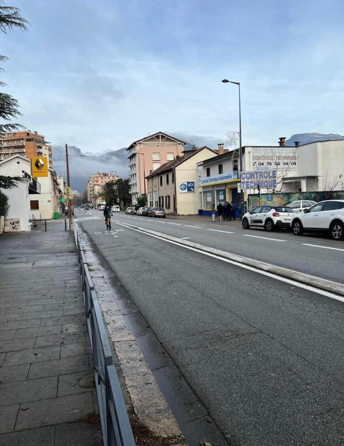Le Perrot - Chavant / Centre-Ville Grenoble Eksteriør bilde